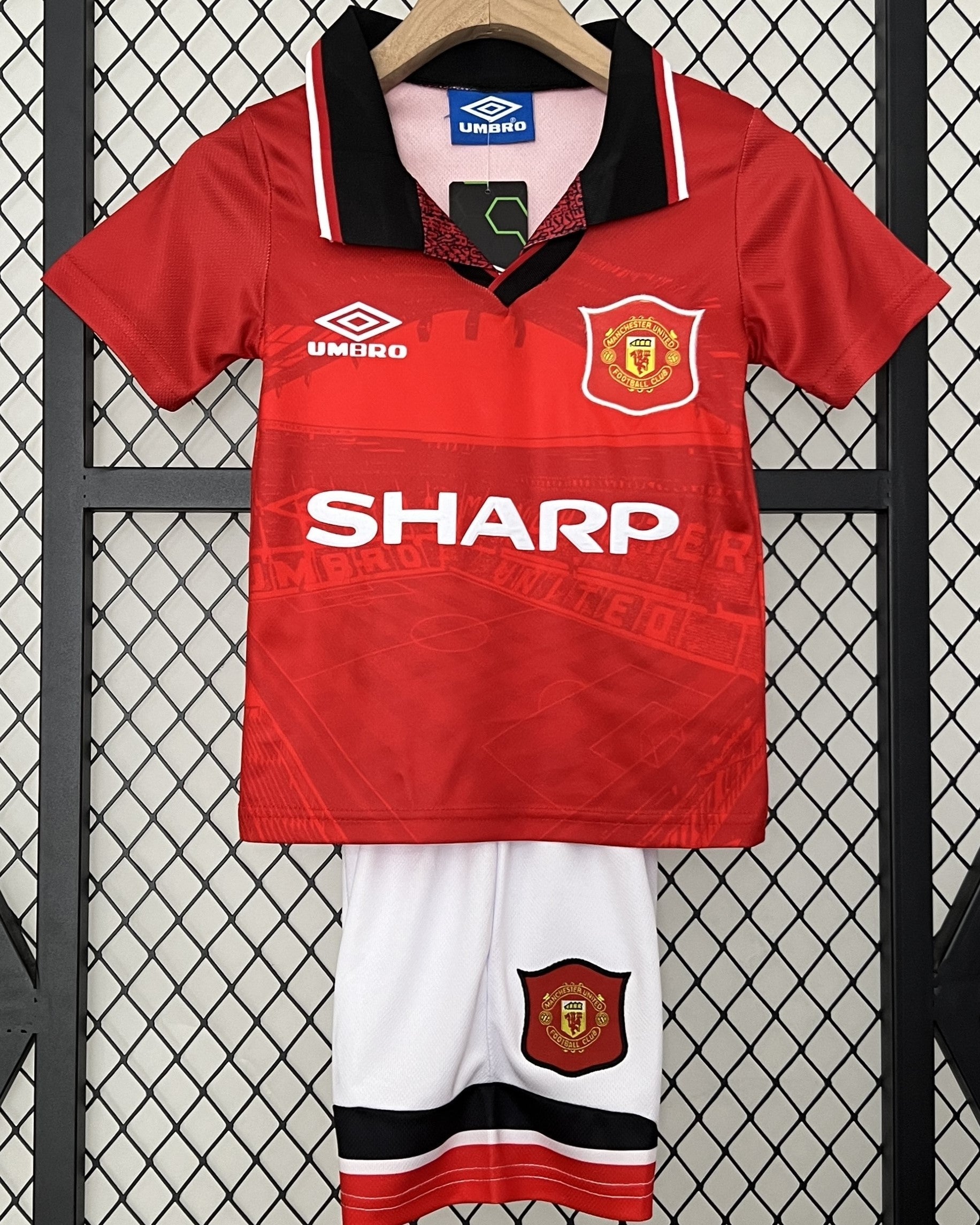 MANCHESTER UNITED (kids kit)