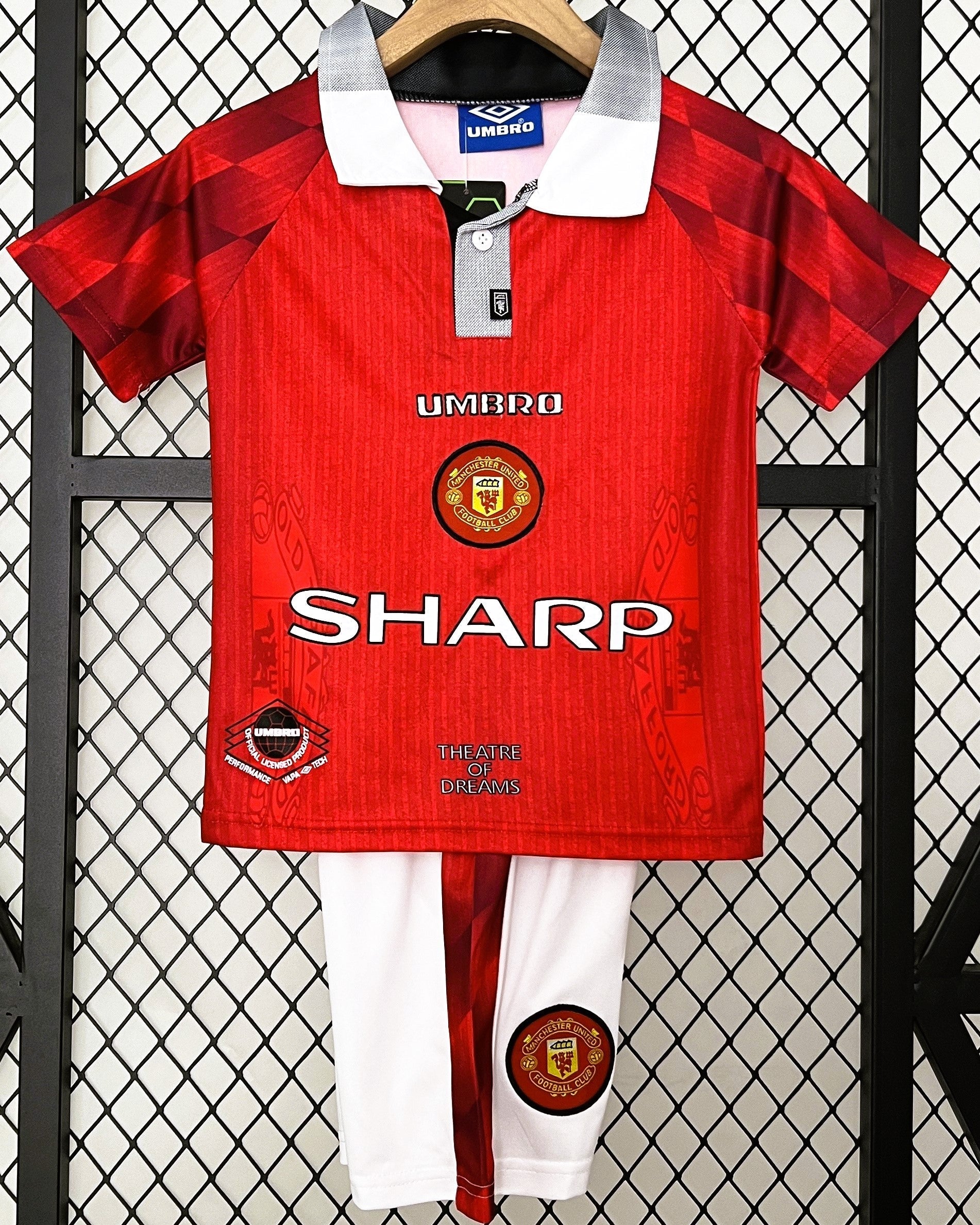 MANCHESTER UNITED (kids kit)