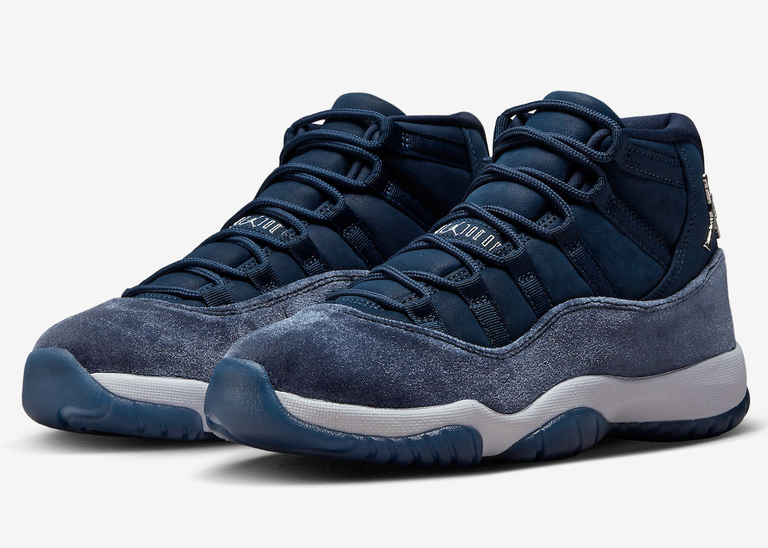 Jordan 11 Retro Midnight Navy (W)