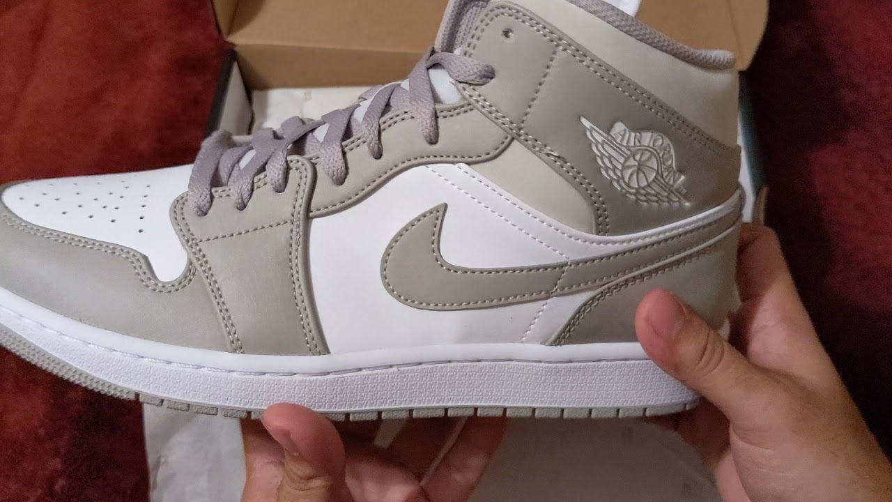 Jordan 1 Mid Linen